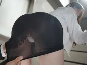 Người mẫu ảnh moe amatsuka và đội ekip số hưởng